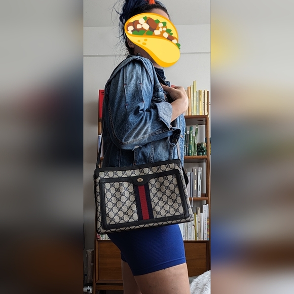 Vintage 1980s Gucci Shoulder Bag - Picture 13 of 16